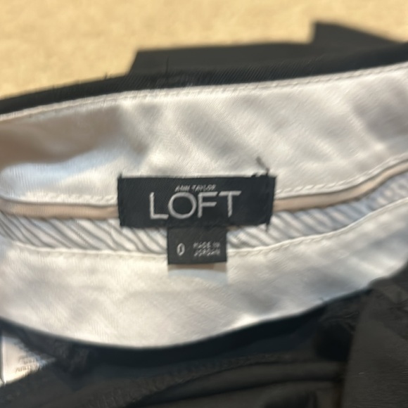 NWT Loft Marissa trouser pants. Black.  Size 0. - Picture 4 of 4